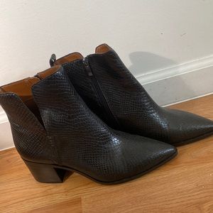 Franco Sarto booties w9